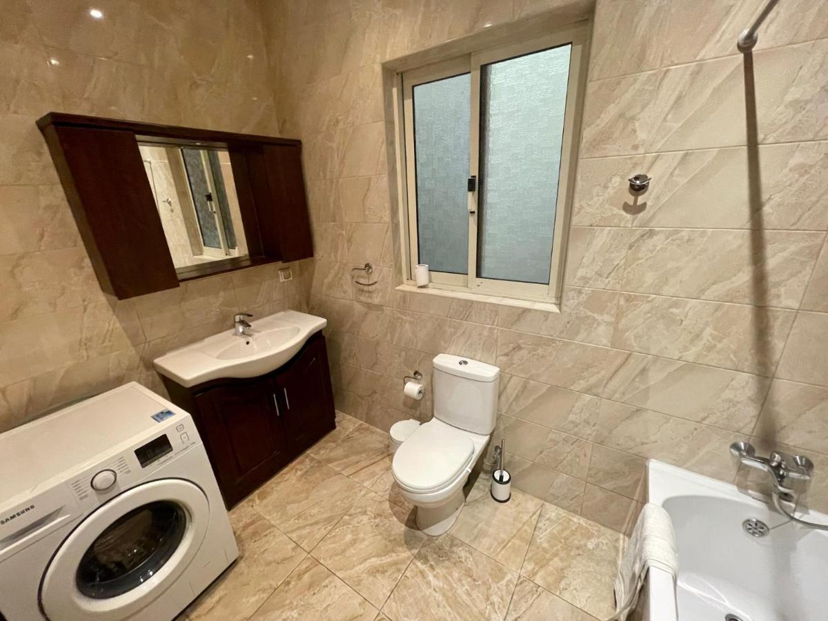 Seafront Apartment With Balcony Overlooking Marina Għajnsielem Dış mekan fotoğraf